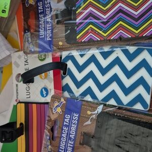 Vaeiety Of 11  SCALE LUGGAGE TAG NWT